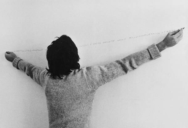 “贫穷艺术”创始人切兰特因新冠去世，这个并不贫穷的艺术运动为何伟大？