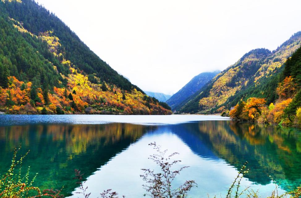 卫星图上的九寨沟,九寨沟全景解说