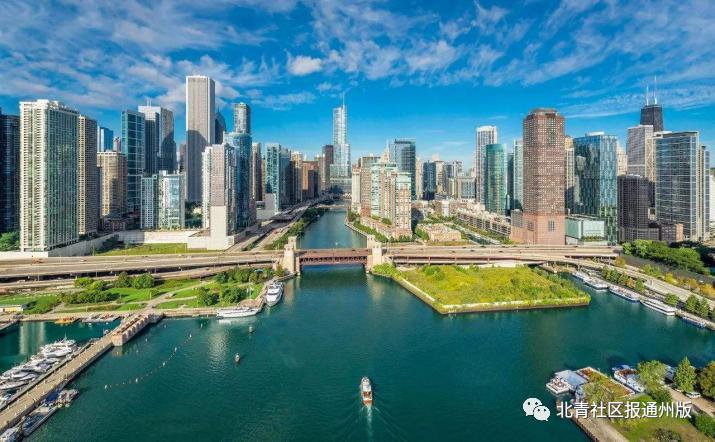 推开这扇门完整视频,推开这扇门看到另一个世界