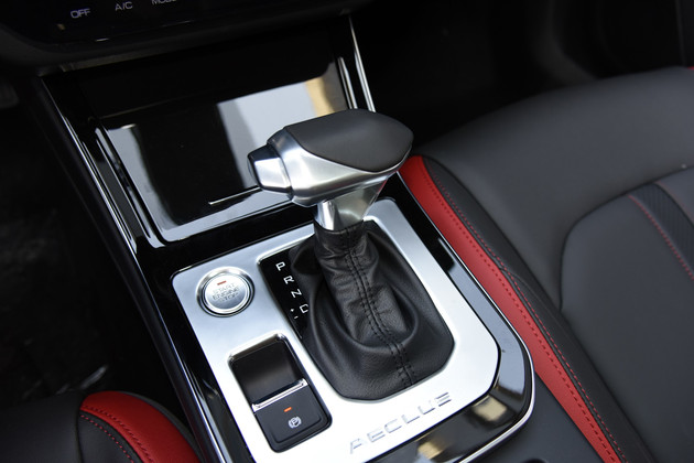 帝豪s和奕炫gs,帝豪gs和致炫哪个值得买