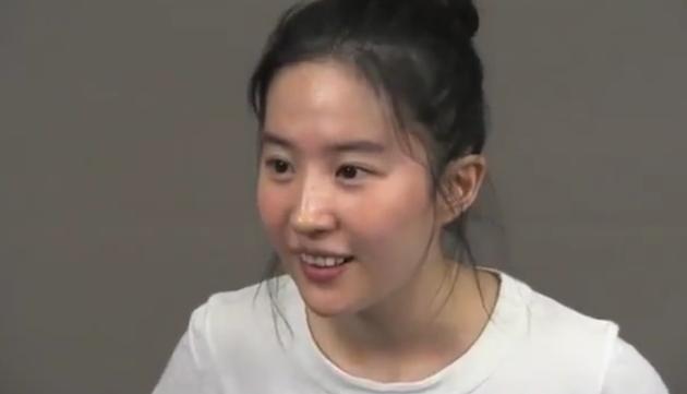 午间星闻|第30届中国电视金鹰奖启动,增设最佳男女演员奖;重庆市民关心的大田湾怎样了?这里正在还原当年风貌,建设生态体育文化公园