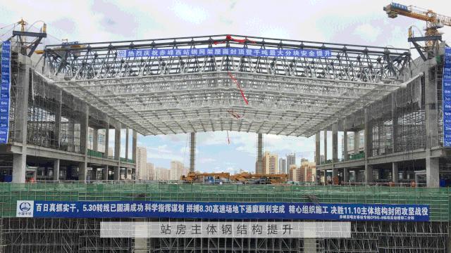 紧锣密鼓的施工现场,热火朝天的装修施工进行中