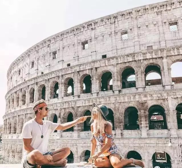 一张照片卖6万的清洁工，靠穷游把美女娶回了家