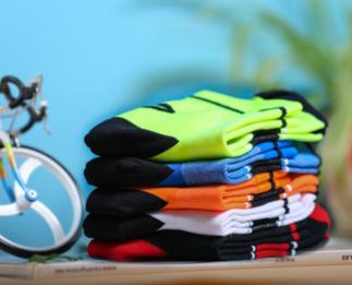 骑车为啥要穿瑜伽裤,骑公路车有没有必要穿骑行袜