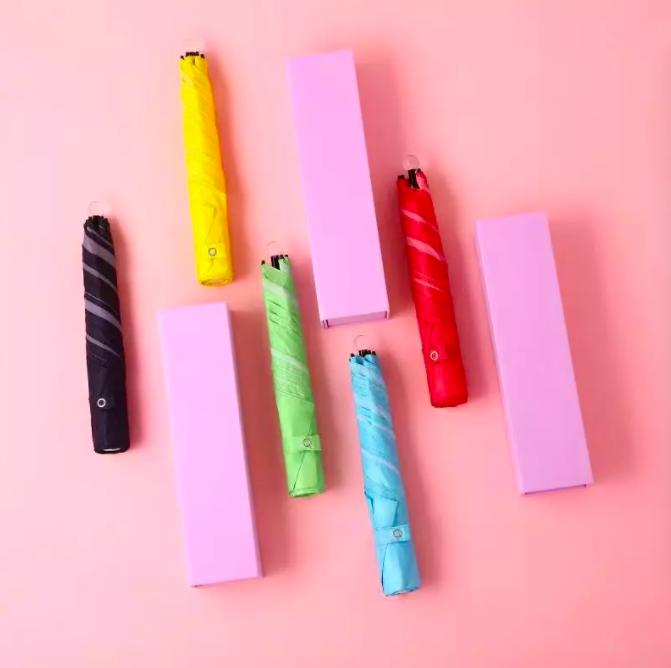 绍兴外贸企业库存2万多把“羽毛伞”,重量比两只口红还轻,在日本卖得很火,今起以三折的价格试水国内市场