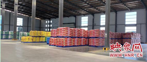 祝春华:从农资“代购”到科技兴农的“田间保姆”