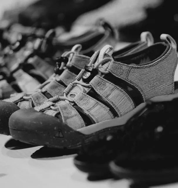 让乔布斯心动的不只有NB，还有KEEN