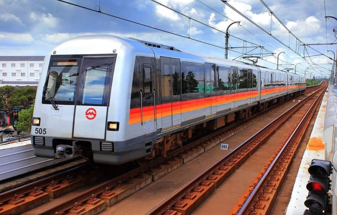 上海地铁2号线西瓜出站,上海地铁2号线西瓜内藏门