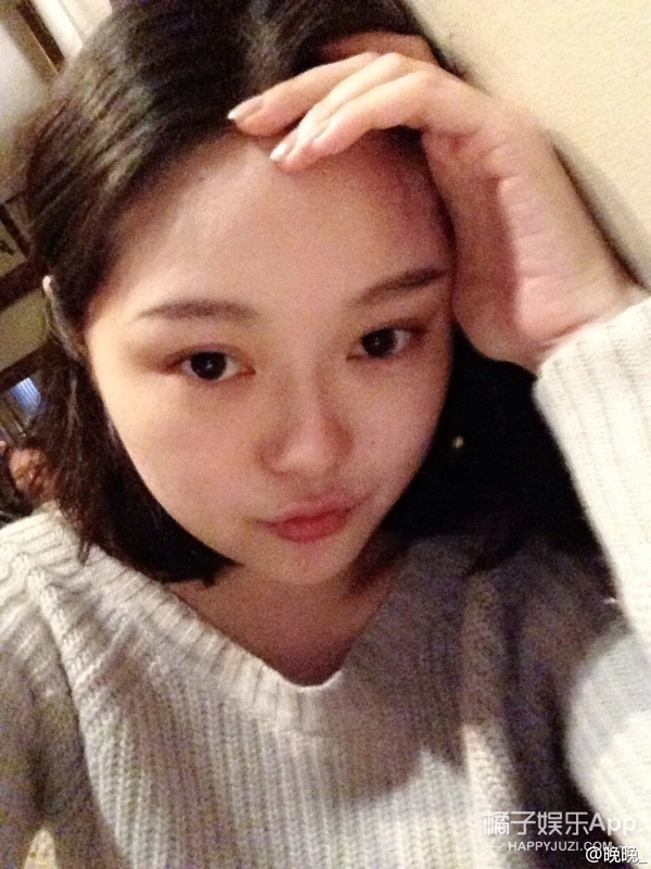 网红鼻祖晚晚和舒淇同框比美赢了？妆容穿搭都有小心机，来抄作业