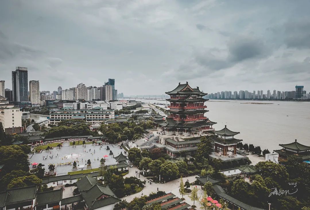 网红最值得去的10大城市,中国最没名气的省