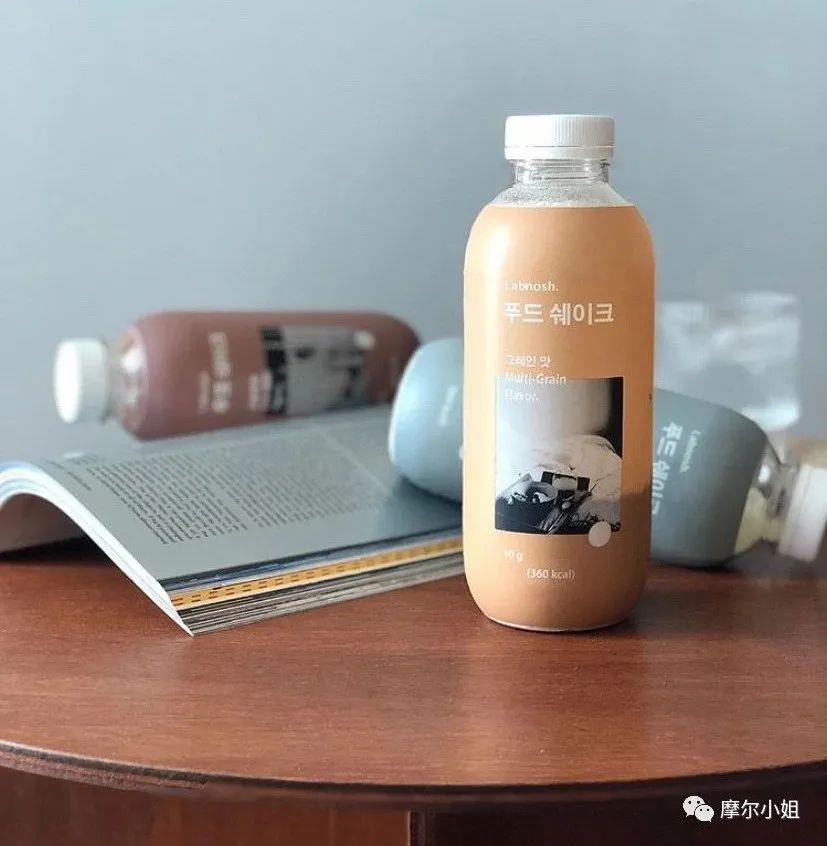 澶忓浼戦棽琛ｆ湇,澶忔棩8浠跺