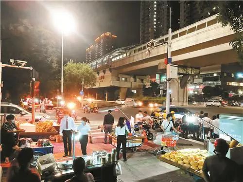 开始“摆摊”啦！深圳街头巷尾“烟火气”渐浓