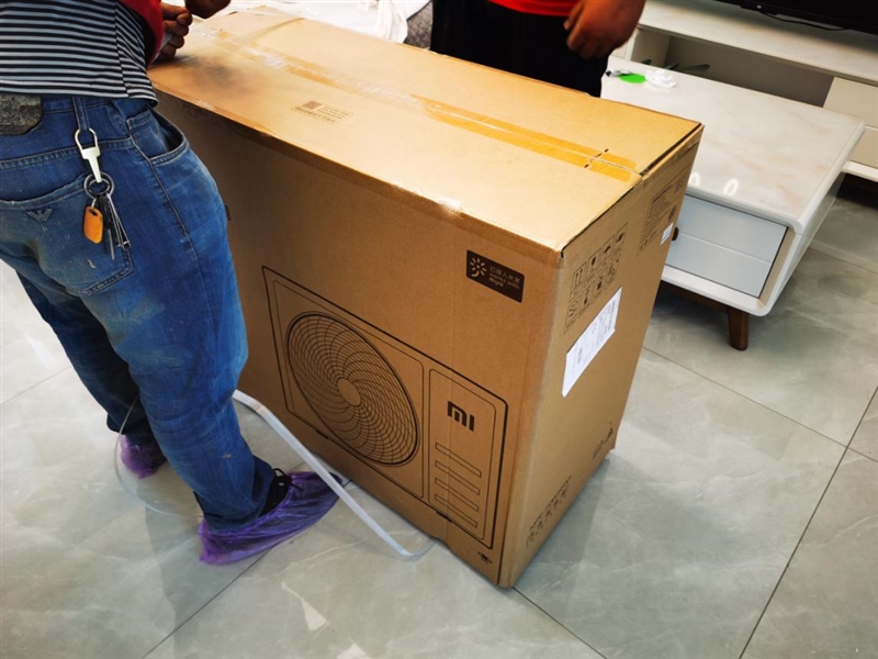 躺在沙发上吹着自然风,小米空调新风自然风柔风