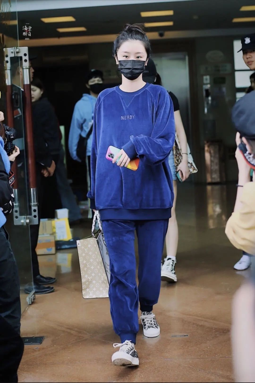 被女生刷屏,明星火爆同款