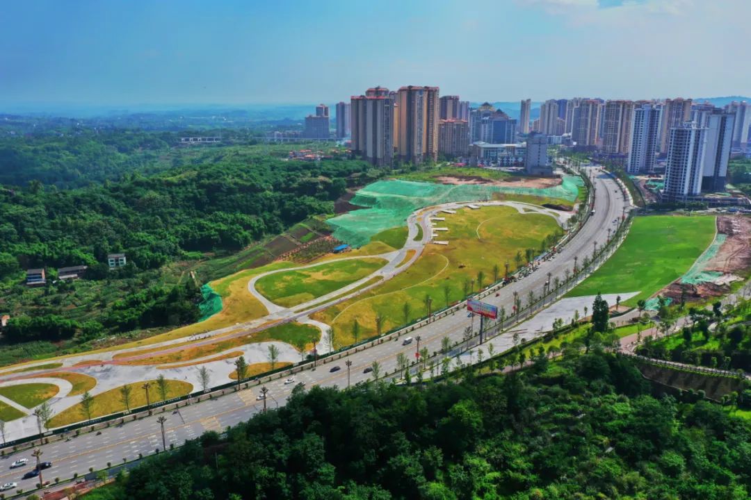 广安1600亩绿地公园,四川新建足球场