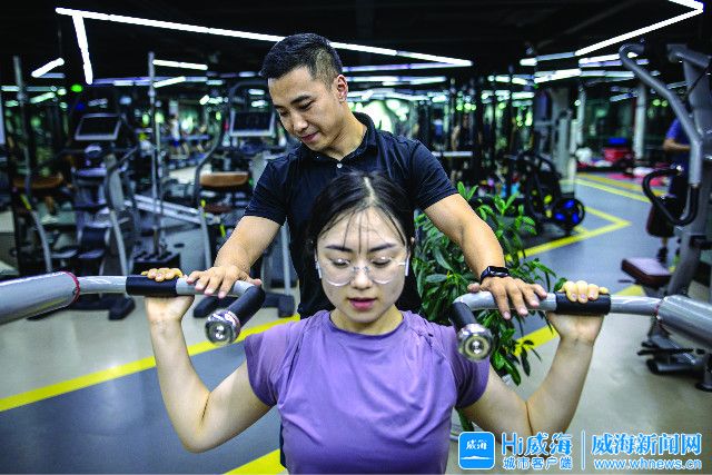 夜跑步可以提高代谢吗,夜练健身