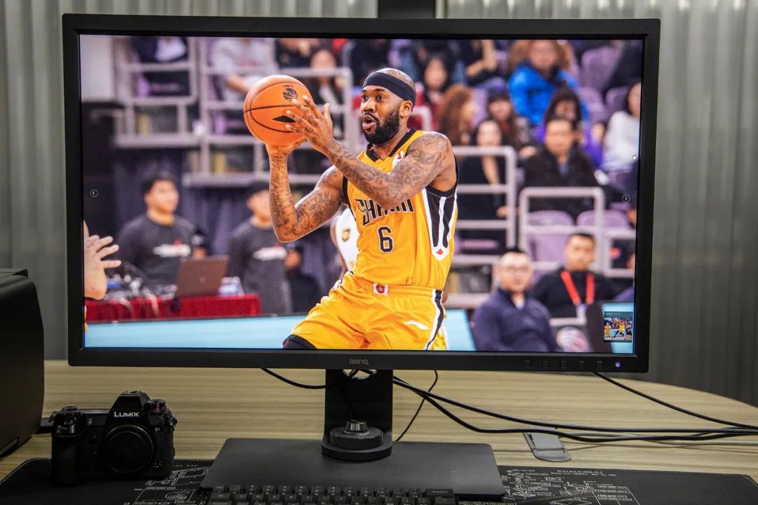 明基sw270c使用说明,明基sw321c看电影效果