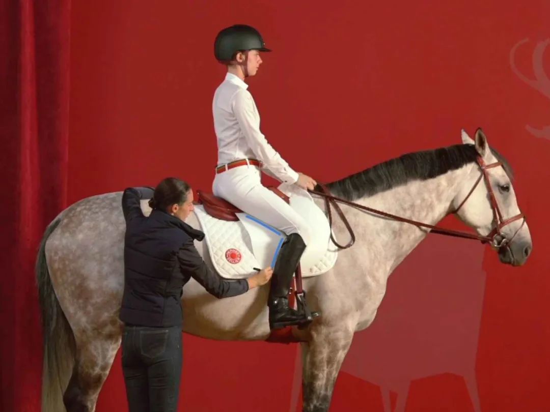 你的运动装备落灰了吗,今年最流行的九款运动装备