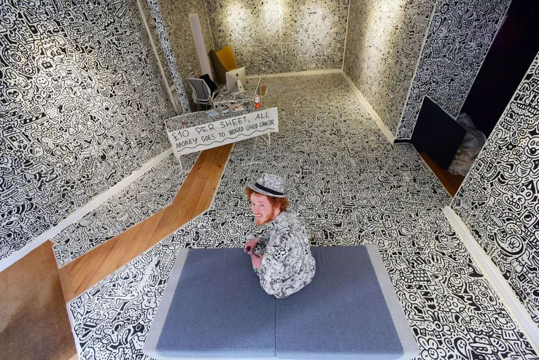 puma新款涂鸦红蓝两个配色,puma新出的联名