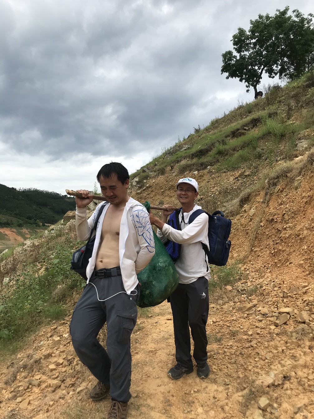 灏忓悍鍝ヤ竾宄版箹閽撻奔 (灏忓悍鍝ユ帰閽撲竾宄版箹)