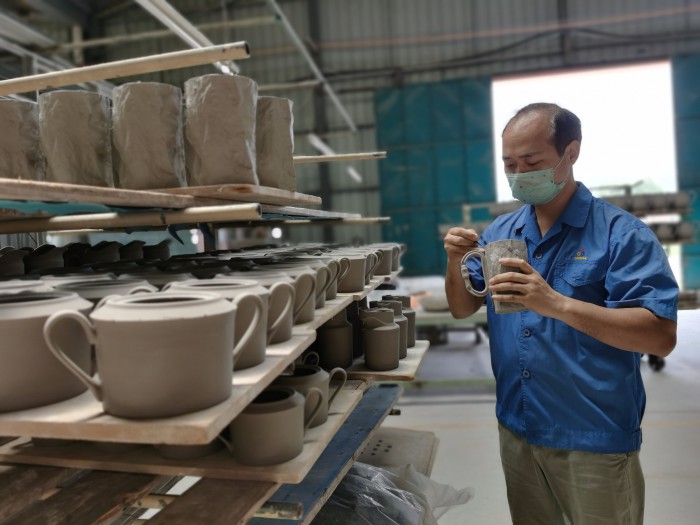 这名陶瓷工人，如何逆袭成长为教授级专家