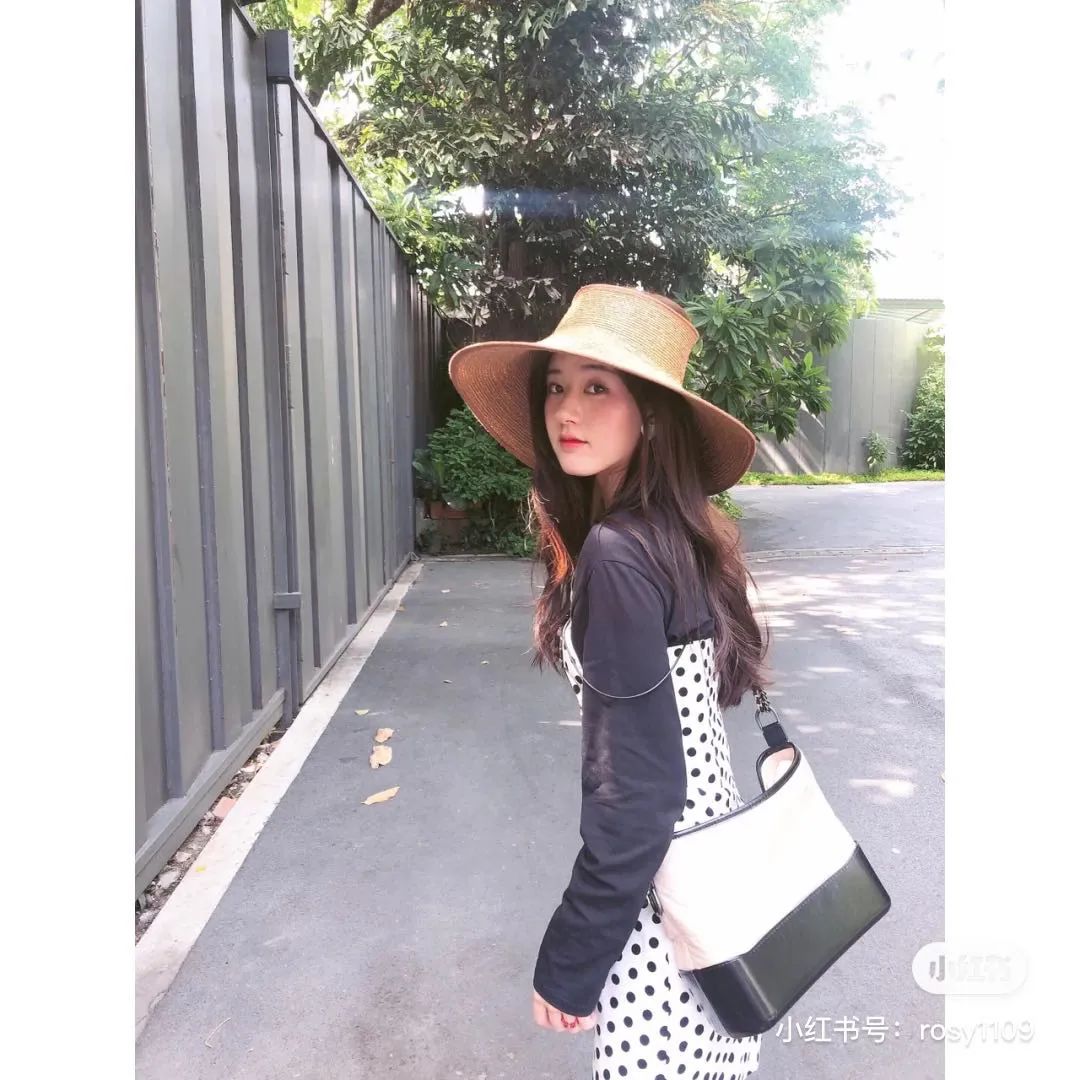 去赵露思家里做客是什么综艺,赵露思私下穿衣打扮