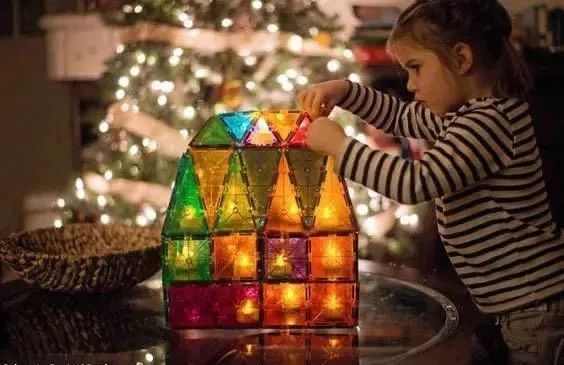 不吵不闹一切为了孩子过日子,不吵不闹一个人玩