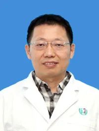 孩子弯腰驼背高低肩,孩子弯腰驼背体态难看