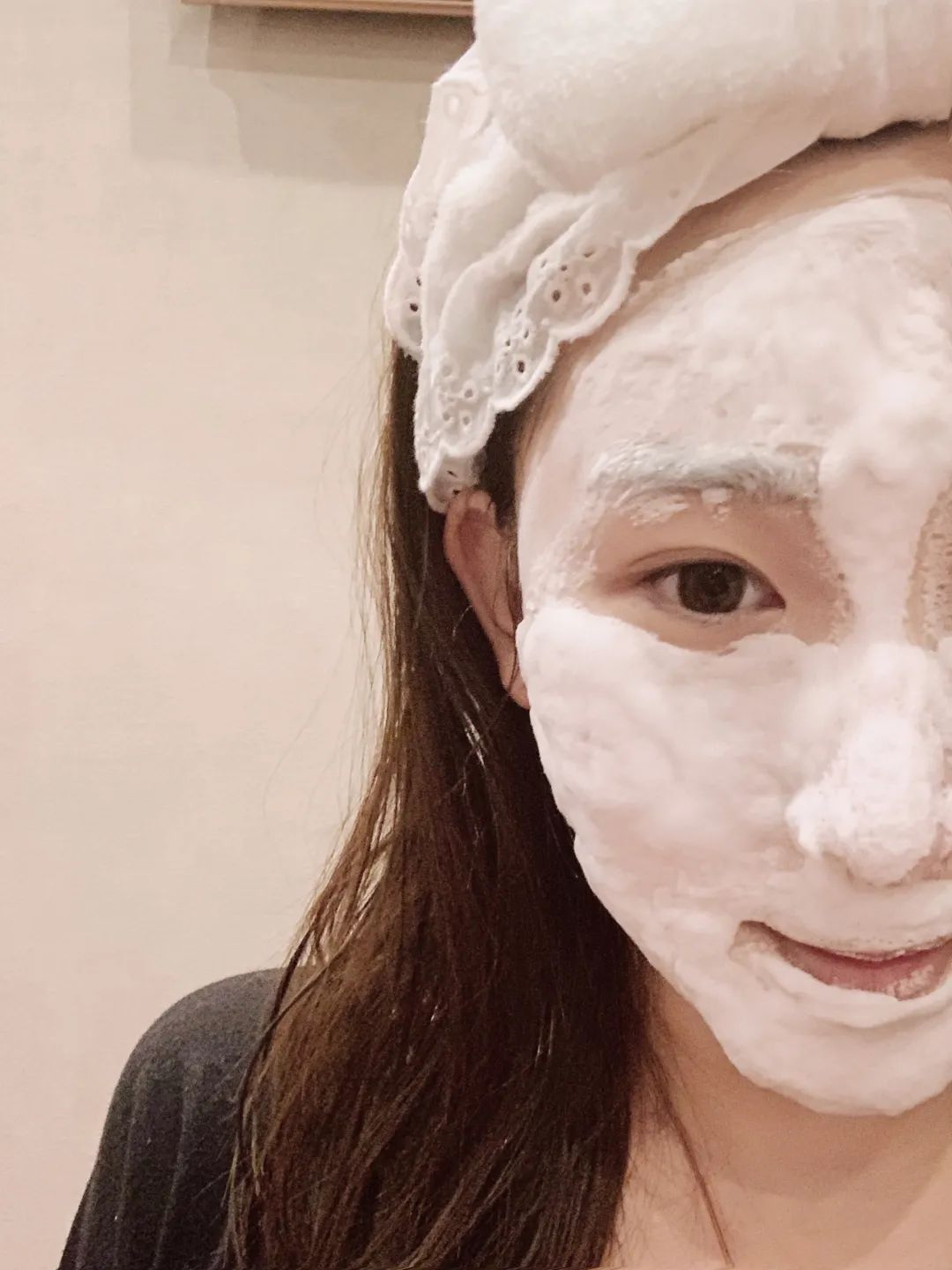 吴彦祖变脸苏大强照片,冻龄女神素颜成照妖镜