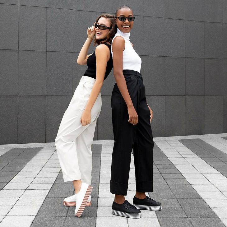 《姐姐》到四公，姐姐们已成专业运动鞋鉴赏团