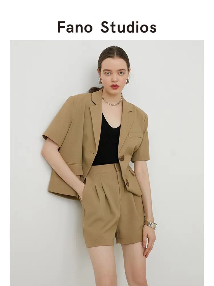 讲穿搭｜时髦的人都开始买秋装了！平价高级感最值得pick