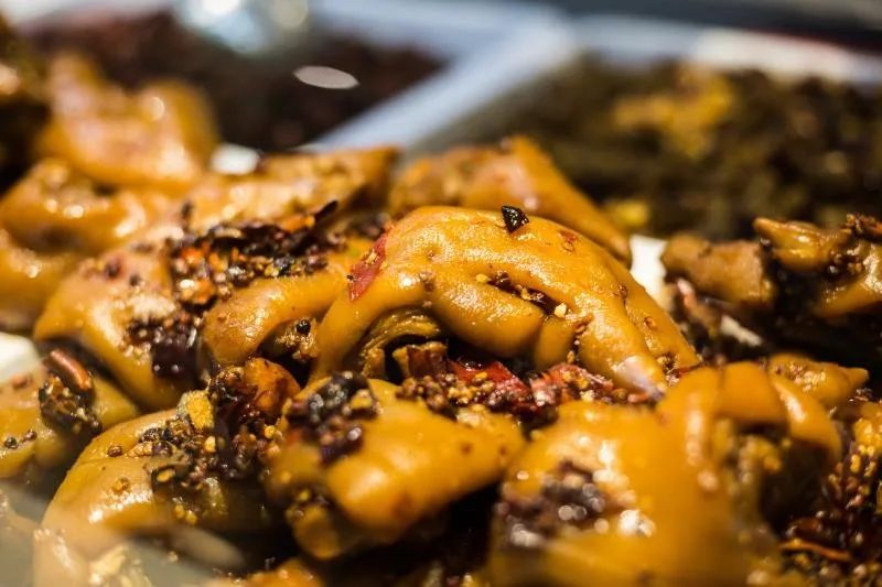 沈阳特色小吃街边摊,沈阳便宜实惠小神店