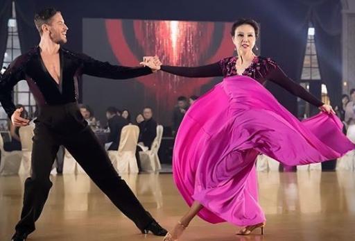 奚梦瑶自曝生活迁就何猷君,奚梦瑶哪一年跟何猷君在一起