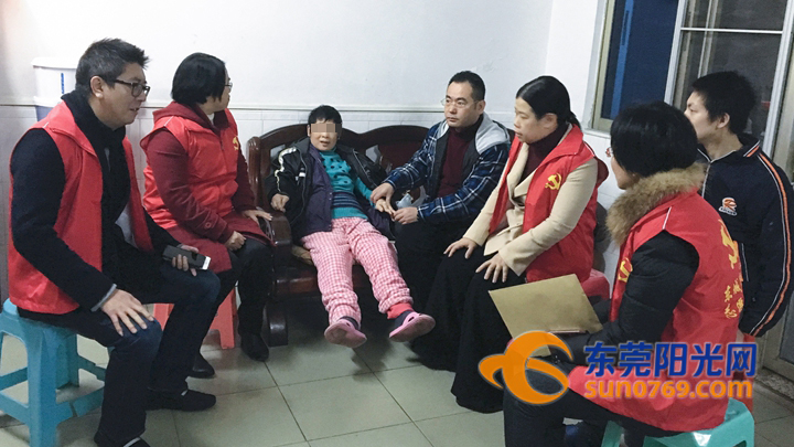 27年来身体“冰冻”5次手术“企鹅人”成功“解封”