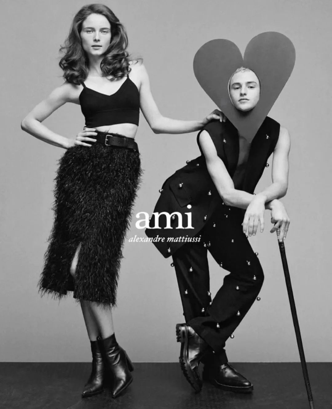 人人在线、万物互联的今天，我们为什么还要去逛买手店