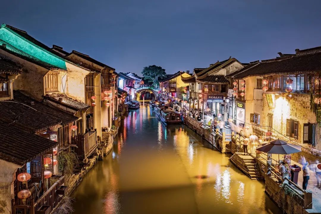 跨越千山万水只为遇见你歌曲,跨越千山万水只为追寻