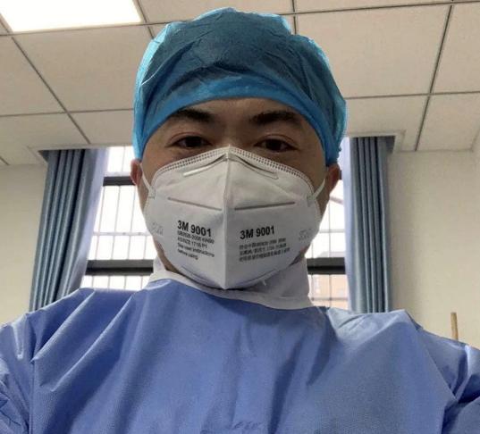 今天，池州的抗疫英雄在北京接受表彰