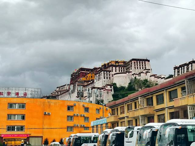 低空飞行旅游视频,大西北环线自由行8日攻略