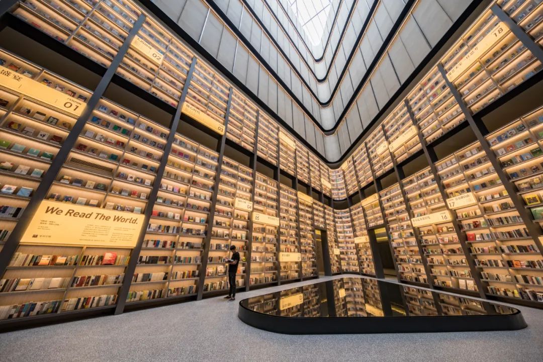 书香浸润心灵阅读感悟,书香酒店的独特氛围