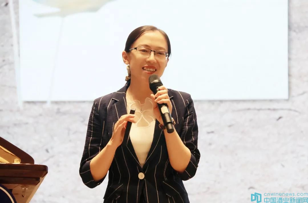 景阳春品鉴52度,景阳春品鉴