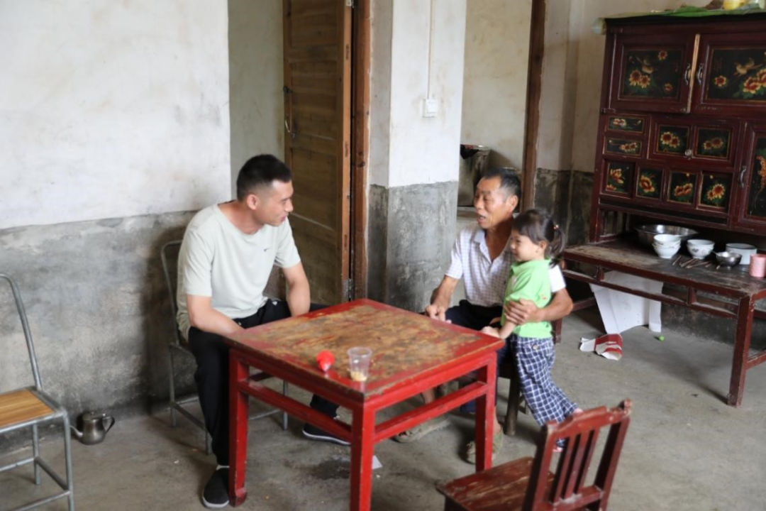 驻村工作组扶贫先扶志,驻村第一书记扶贫先扶志