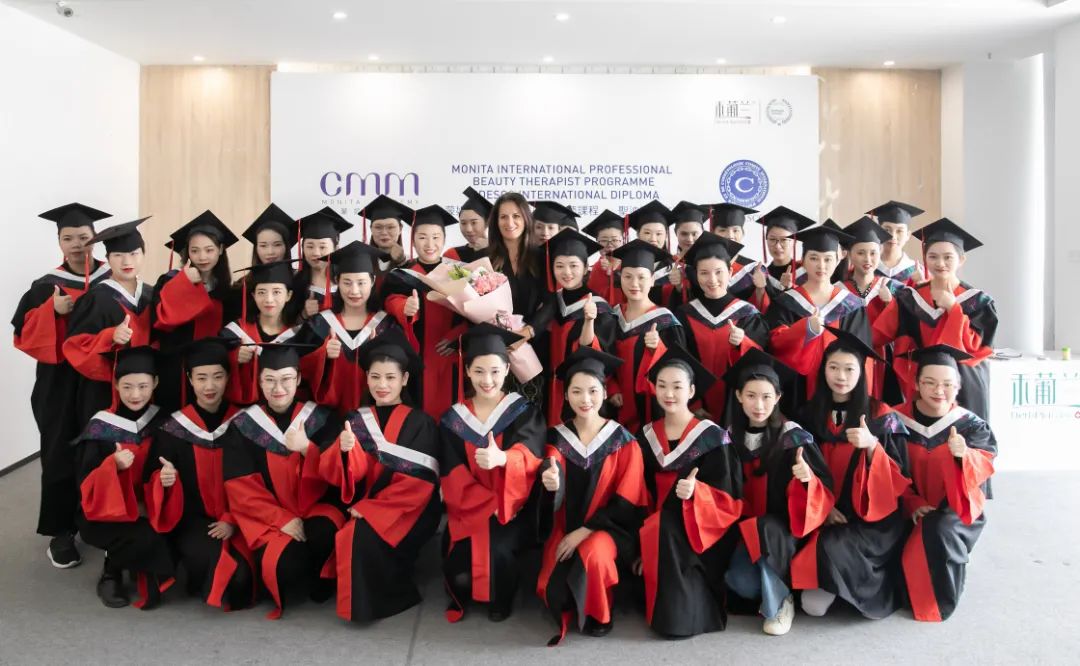 超级好用的眼膜免费送,试用装免费包邮眼膜