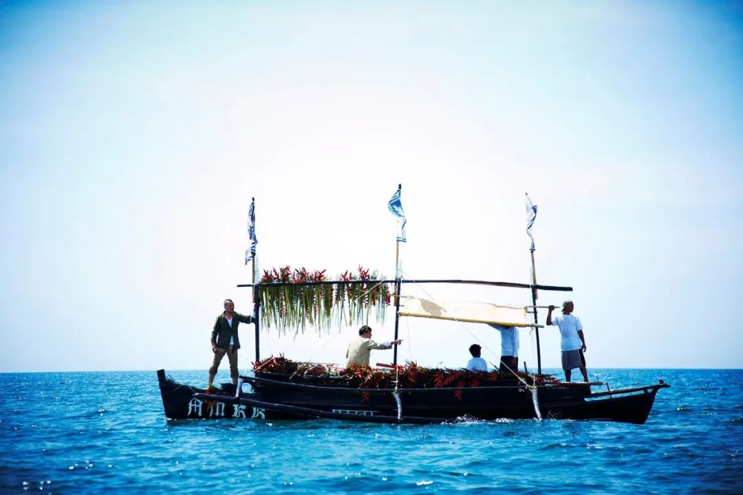 他是日本著名“花花公子”，拈花惹草只为极致的美