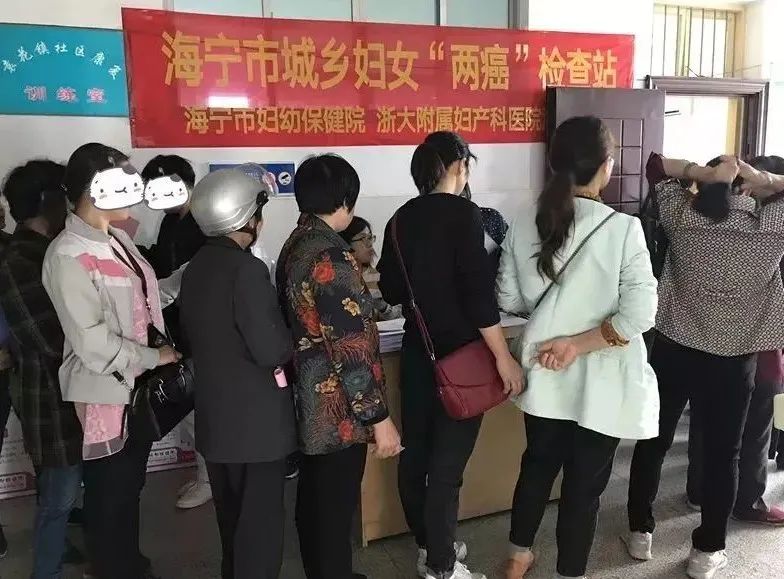 女子收到医院诊断结果崩溃痛哭,女子看病医生告知结果当场崩溃