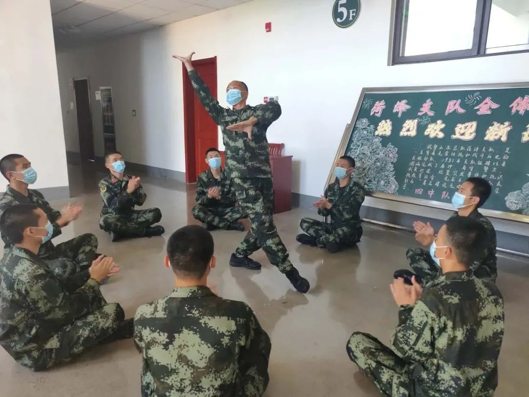 军医新兵入伍第一天,新兵怎么快速适应连队生活