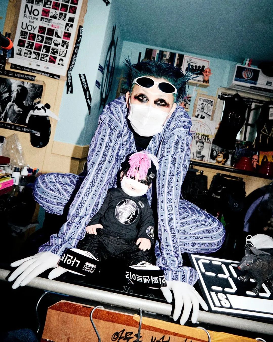 连吴赫都偏爱的「面具」,原来早就成为时装秀场的常客