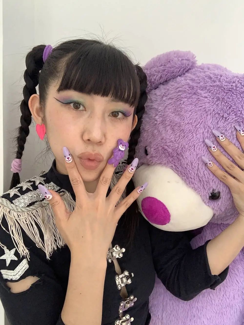 美甲时尚偶像MeiKawajiri，志在让美甲成为一种可以被称为梦想的职业