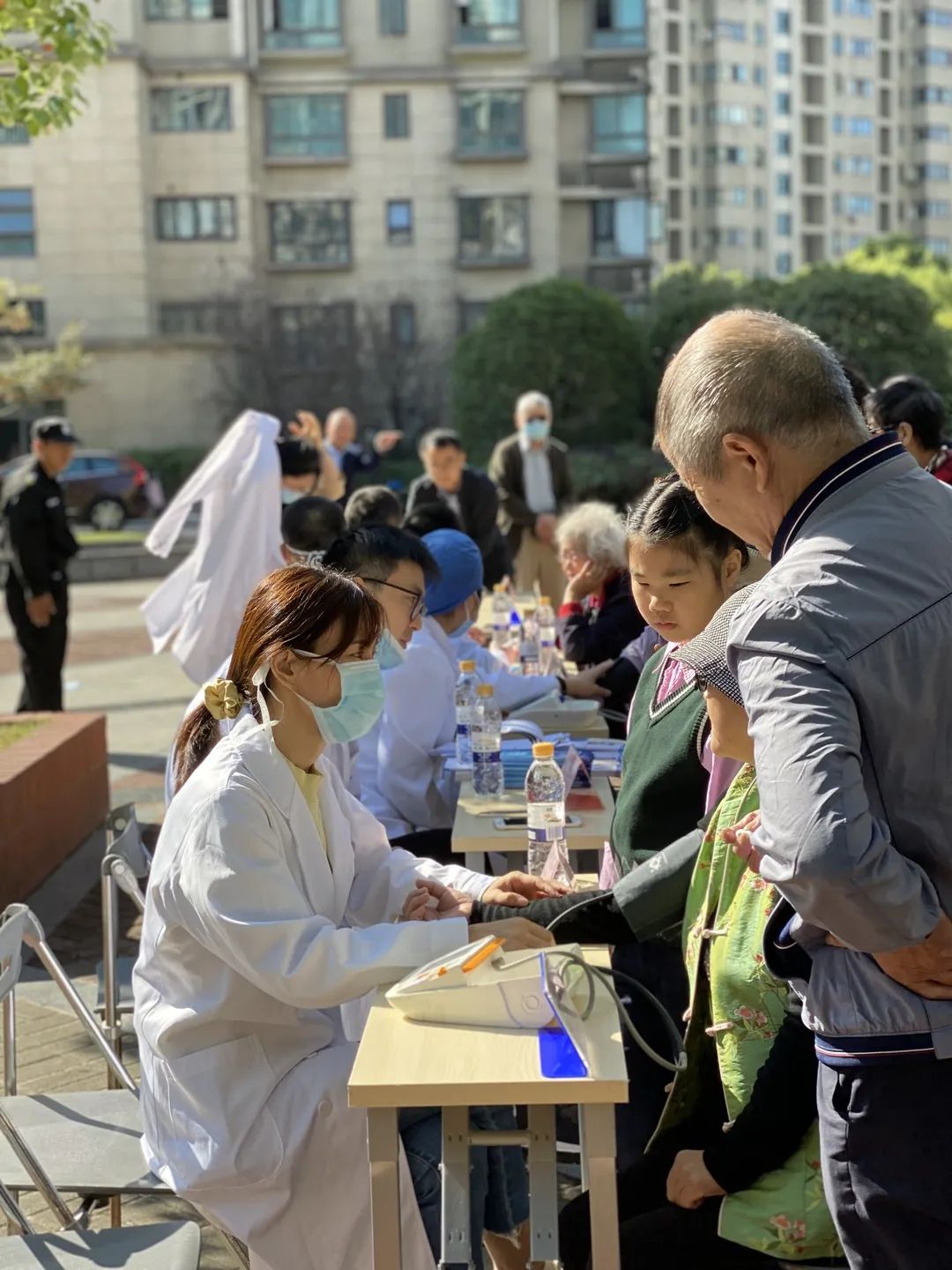 鍗楃爜澶磋矾鐢熸椿鏃ヨ,鍗楃爜澶磋閬撶殑鏃ヨ