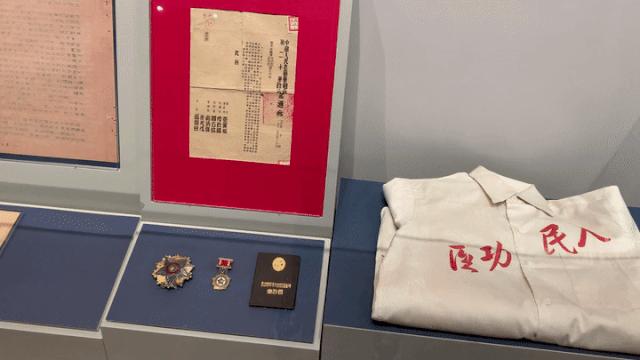 保家卫国投笔从戎听党指挥,抗美援朝纪念笔