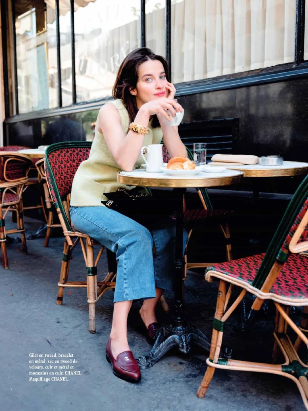 买了好多衣服和鞋子,买了好多鞋子